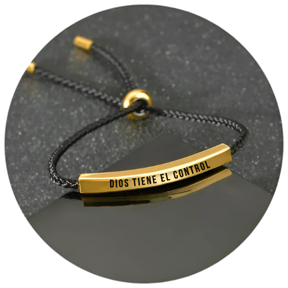 Pulsera Dios tiene el control + Caja de Lujo